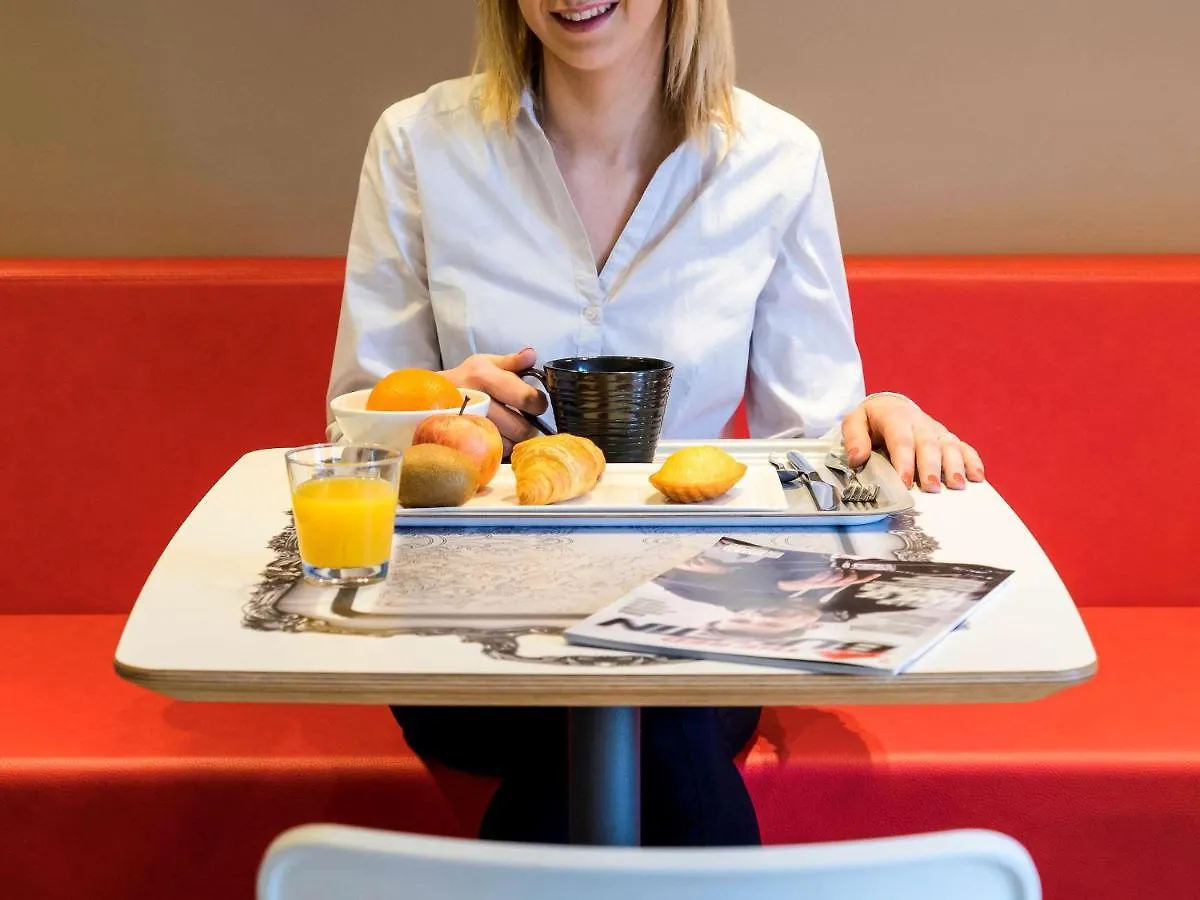 ***  Ibis Roanne Le Coteau Hotel Restaurant France